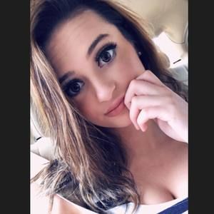 Meet your Posher, Karina